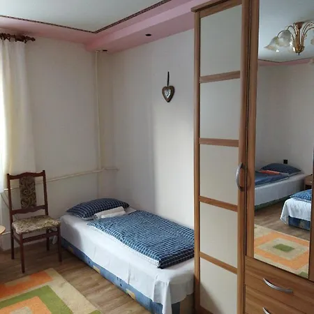 Lucky Cat * Nová Lesná