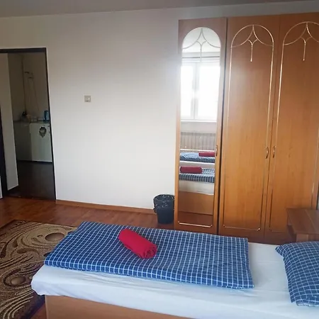 Lucky Cat Мини-отель *